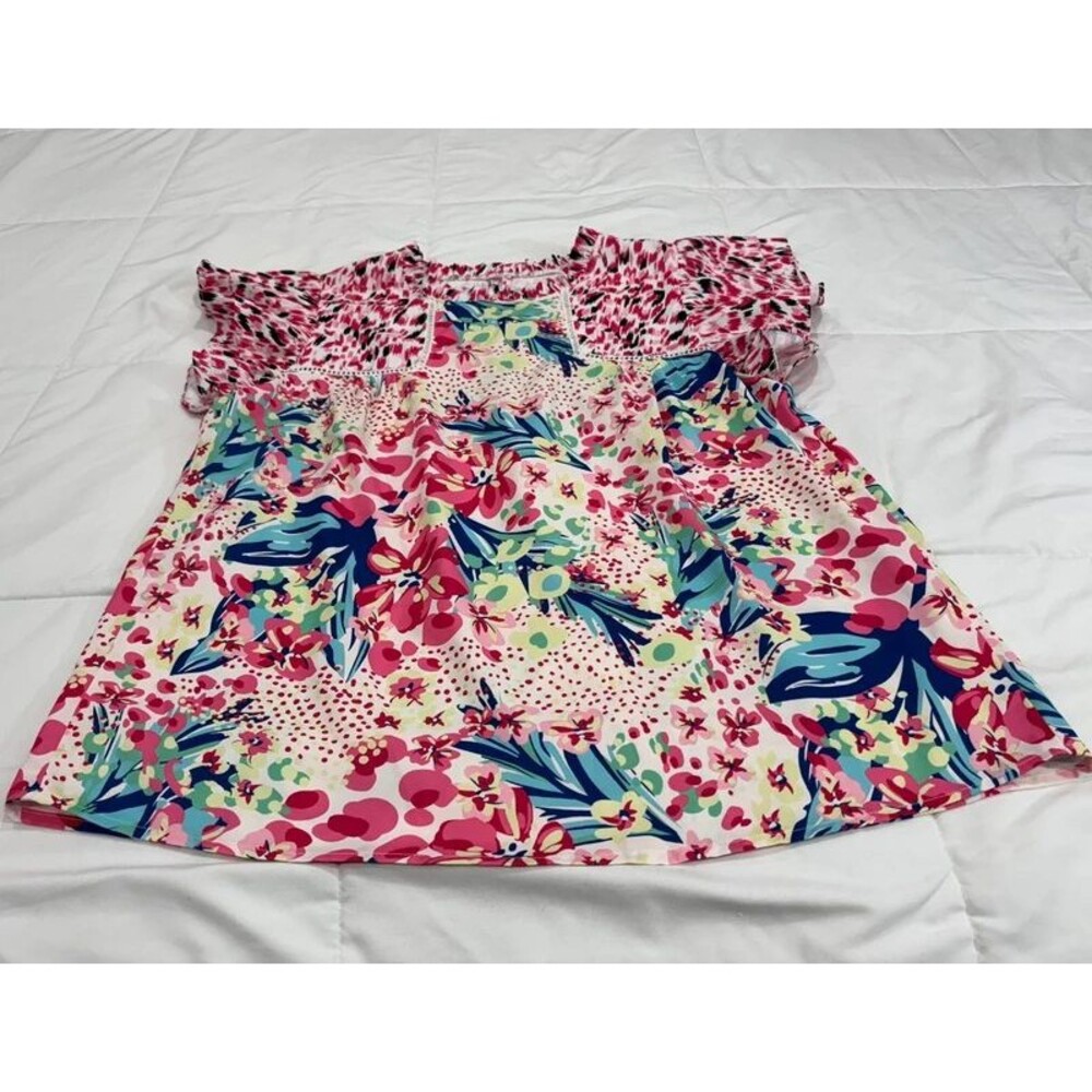 Ladies Medium High Neck Colorful Blouse